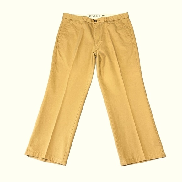 Men’s Dockers D3 Classic Fit Khaki Diem Pants. Mustard Size 36 x 29 #1032 - Picture 2 of 8